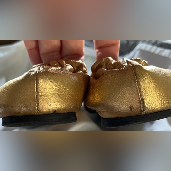 Tory Burch, gold ballet flats - Picture 8 of 10